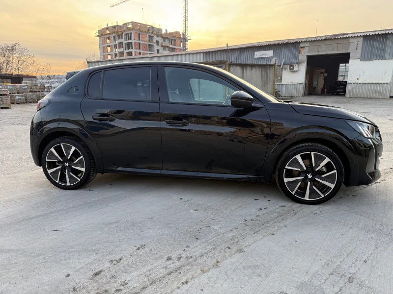 Peugeot 208 GT - 77 000km., снимка 3 - Автомобили и джипове - 52841204