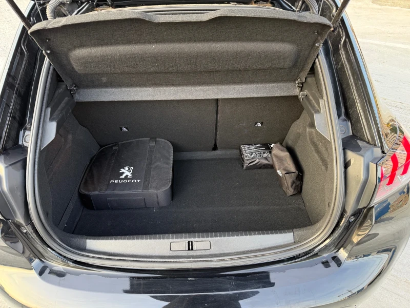 Peugeot 208 GT - 77 000km., снимка 8 - Автомобили и джипове - 52841204