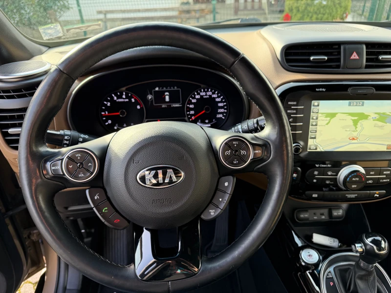 Kia Soul 1.6CRDI Premium, снимка 15 - Автомобили и джипове - 53008117