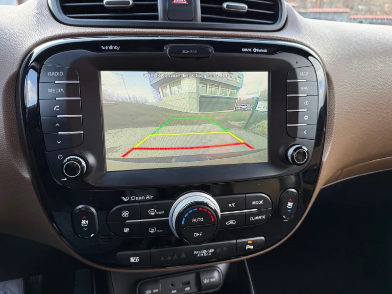 Kia Soul 1.6CRDI Premium, снимка 14 - Автомобили и джипове - 53008117