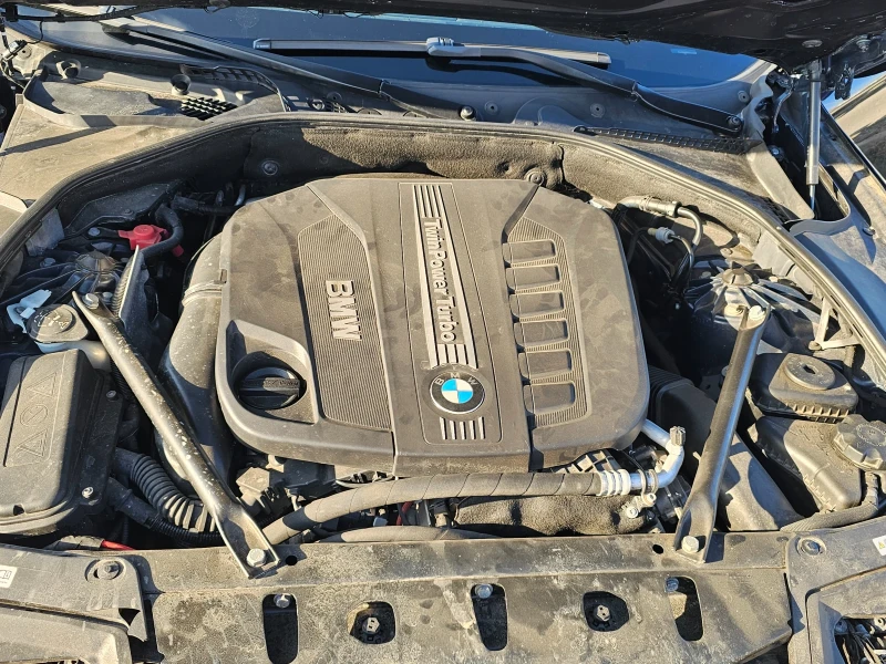 BMW 530 Distronic Panorama Keyless go, снимка 11 - Автомобили и джипове - 53222329