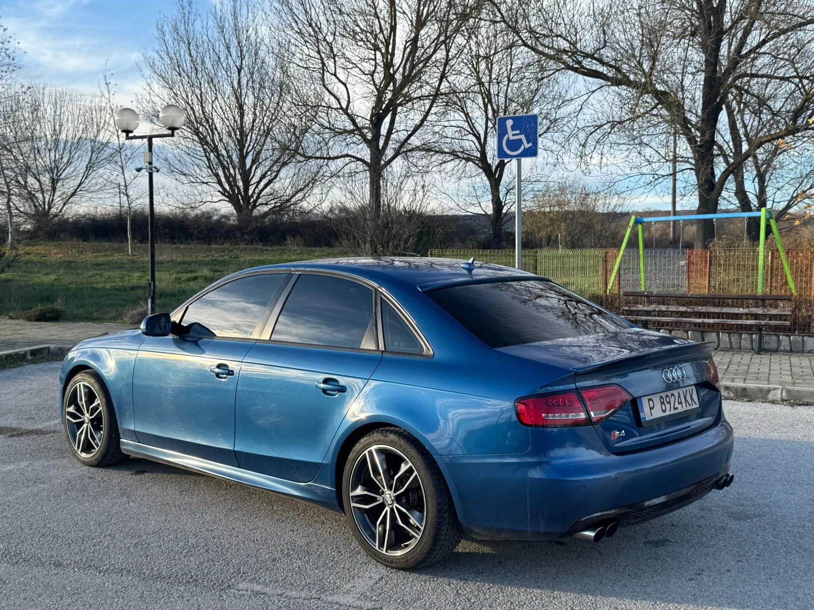 Audi A4 2.0 136hp, снимка 1