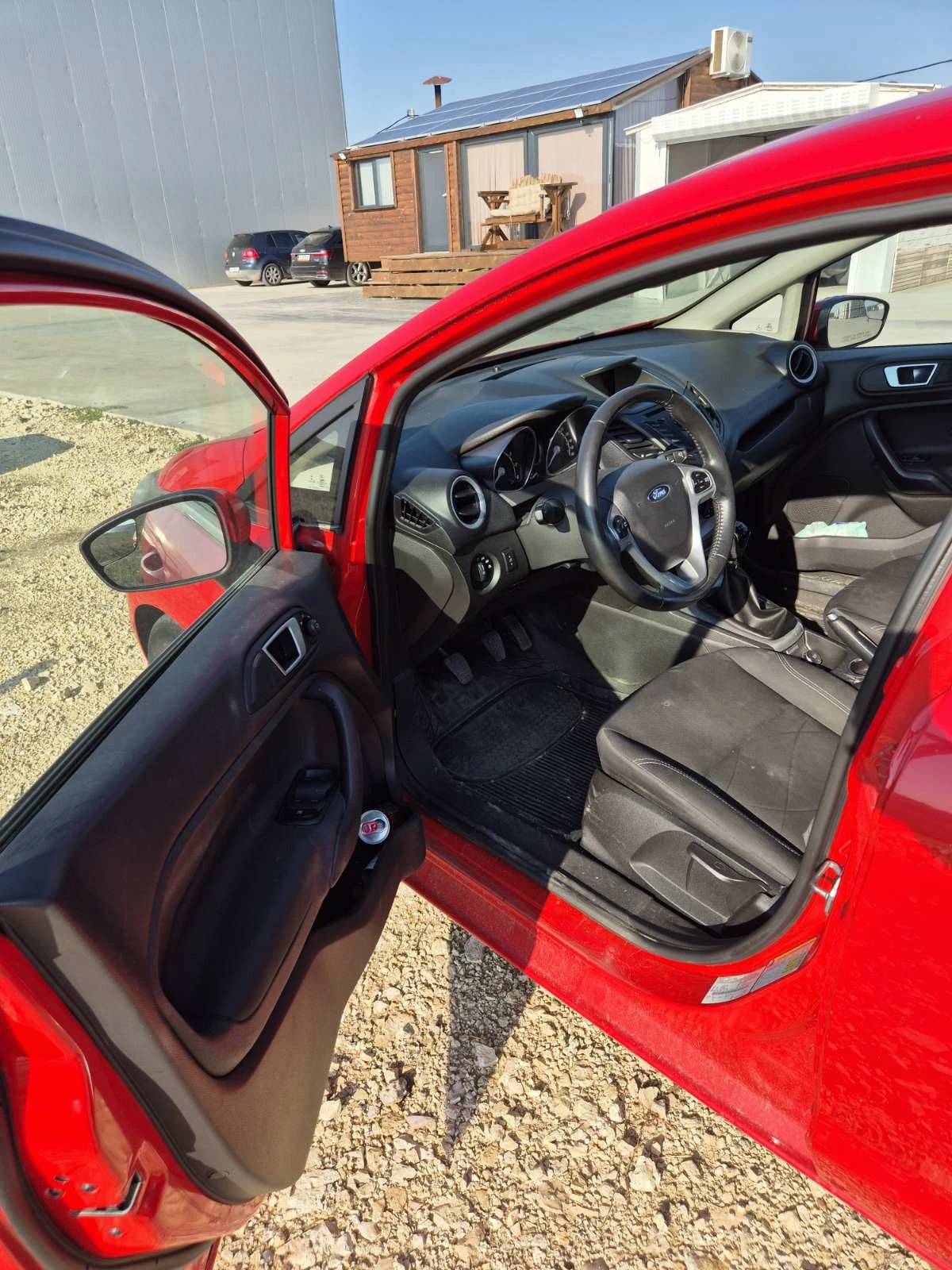 Ford Fiesta  - изображение 10