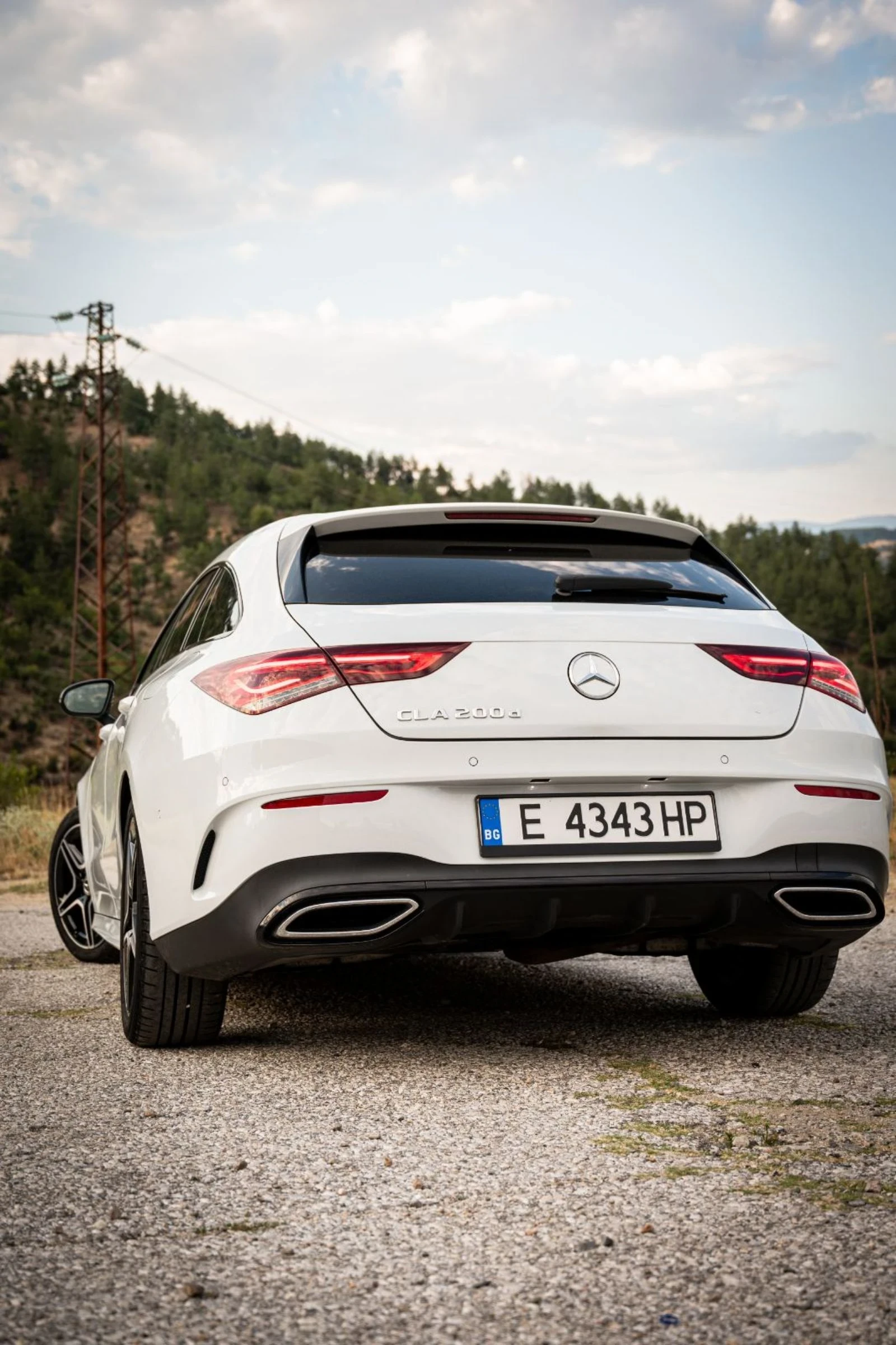 Mercedes-Benz CLA 200 AMG Line бяла перла, снимка 5 - Автомобили и джипове - 53885175