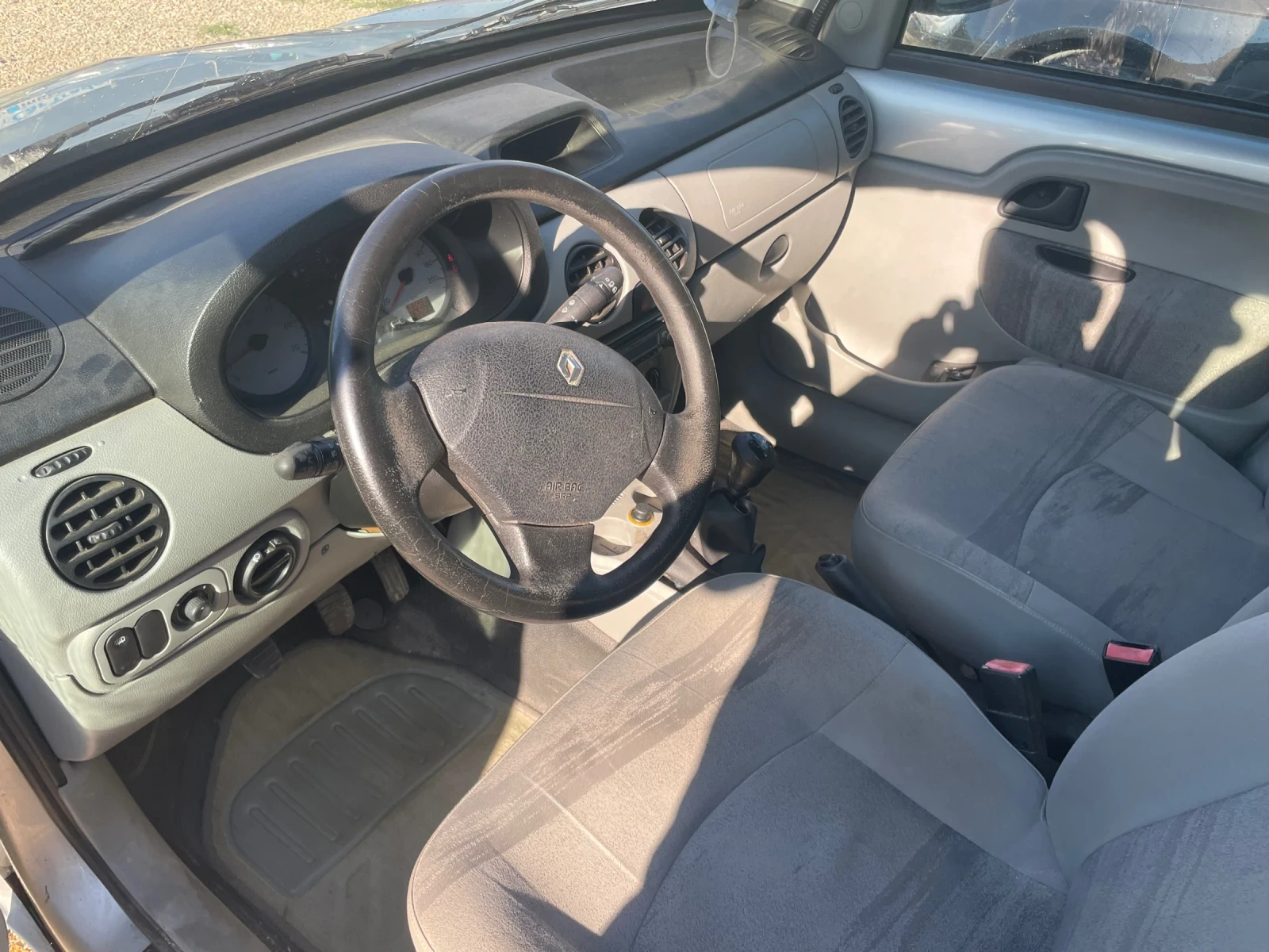 Renault Kangoo 1.5 dci /Климатик/Седалково/Регистрирано - изображение 6