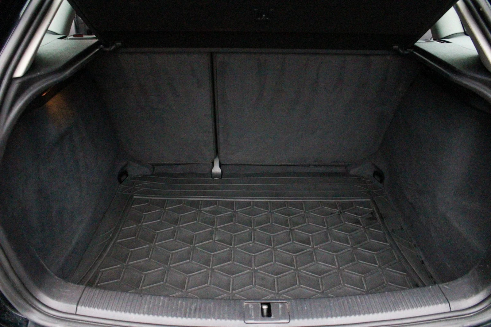 Audi A3 2.0TDI FACELIFT / NAVI PLUS / BOSE / PARK ASSIST | Mobile.bg   17