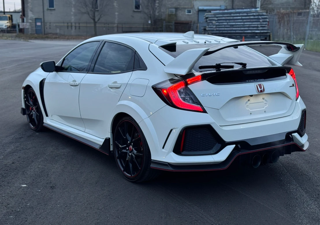 Honda Civic Type R * АВТОКРЕДИТ* *  - изображение 3