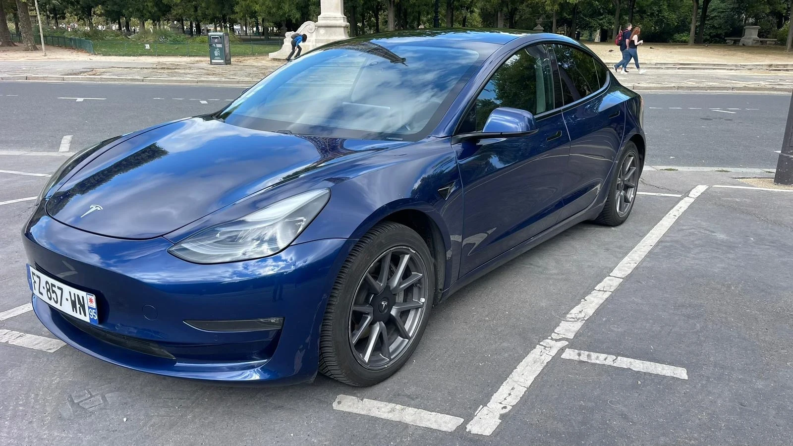 Tesla Model 3 | Mobile.bg � ����������� 4