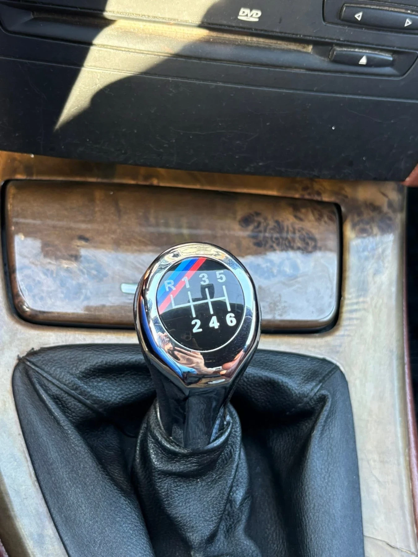 BMW 320 ДОБРО СЪСТОЯНИЕ М ПАКЕТ БАРТЕР, снимка 13 - Автомобили и джипове - 53739829