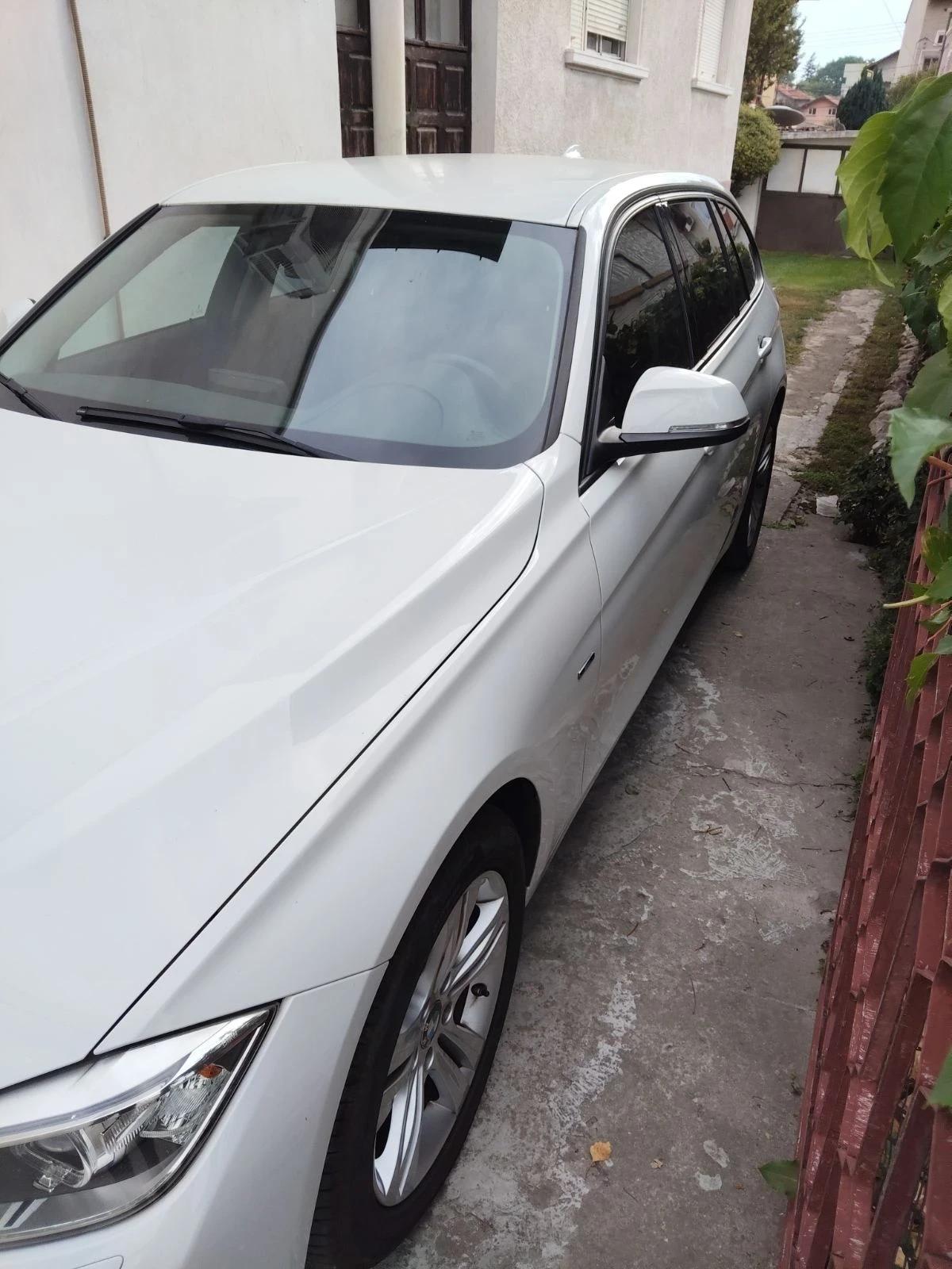 BMW 320 320 Diesel 184к.с., снимка 6 - Автомобили и джипове - 54057725