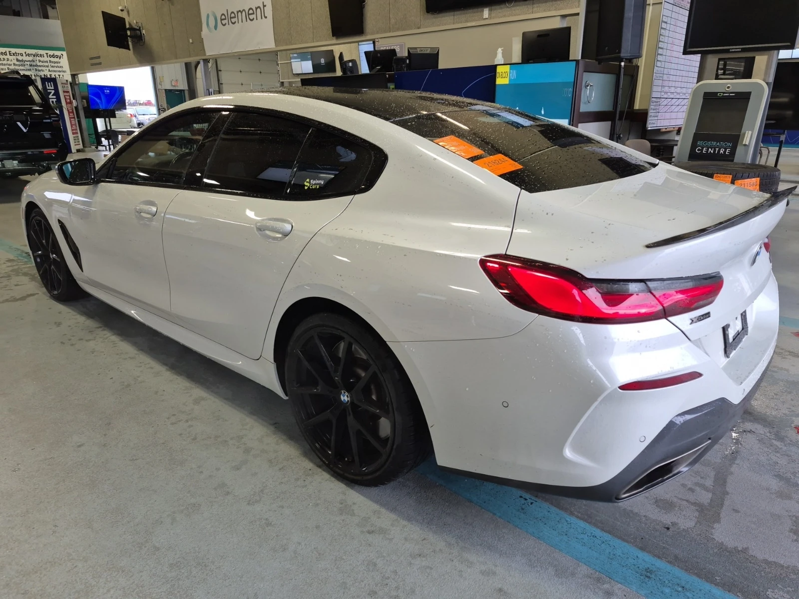 BMW 850 X-Drive * * CARFAX * * АВТО КРЕДИТ * * , снимка 3 - Автомобили и джипове - 54070310