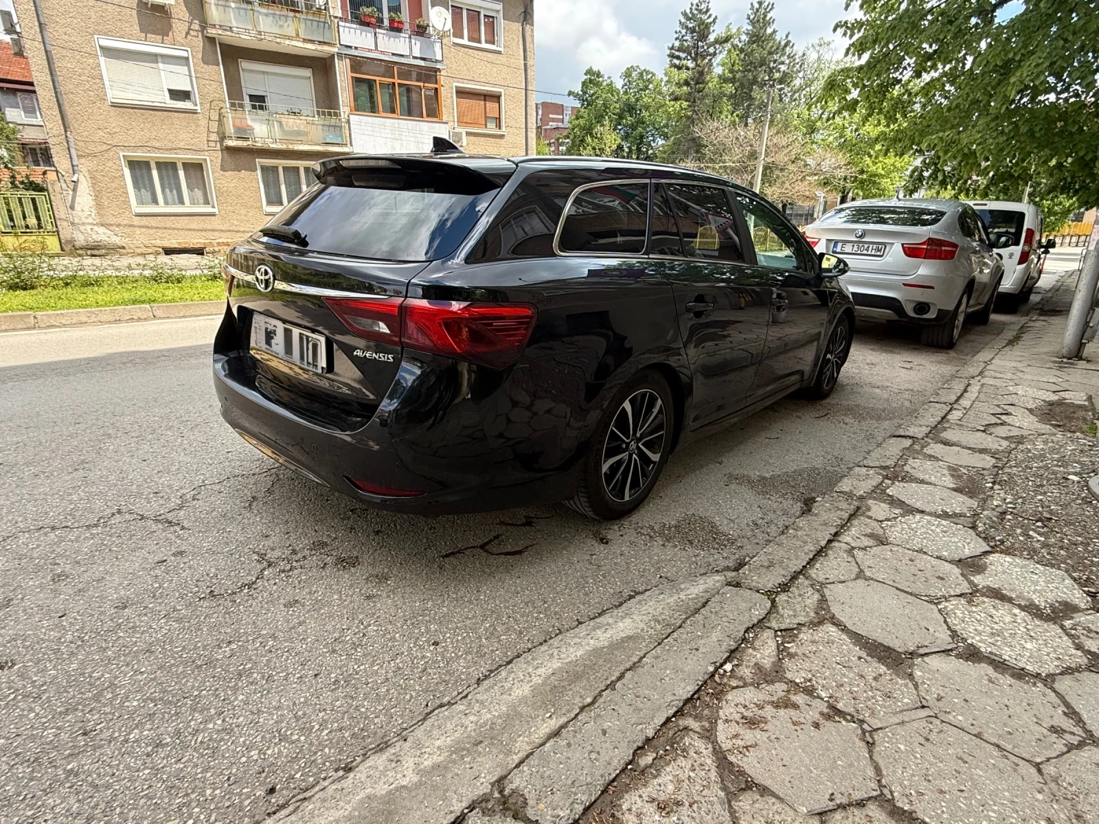 Toyota Avensis 2.0 D4D Сервизна история + Гаранция в Тойота, снимка 5 - Автомобили и джипове - 54378973