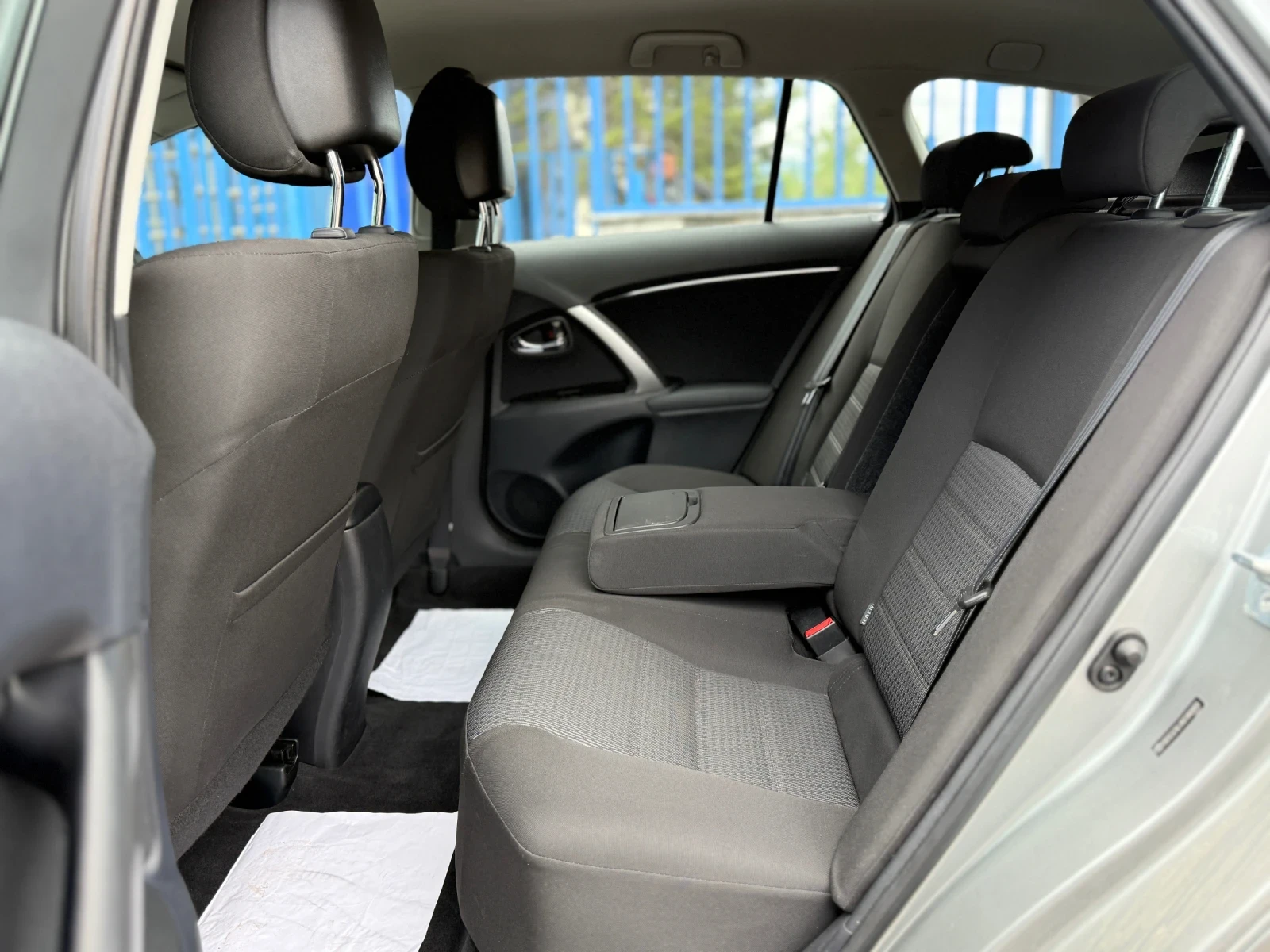 Toyota Avensis 1.8i, ������, ����, ���� ����, ���� - ��� ������� | Mobile.bg � ����������� 8