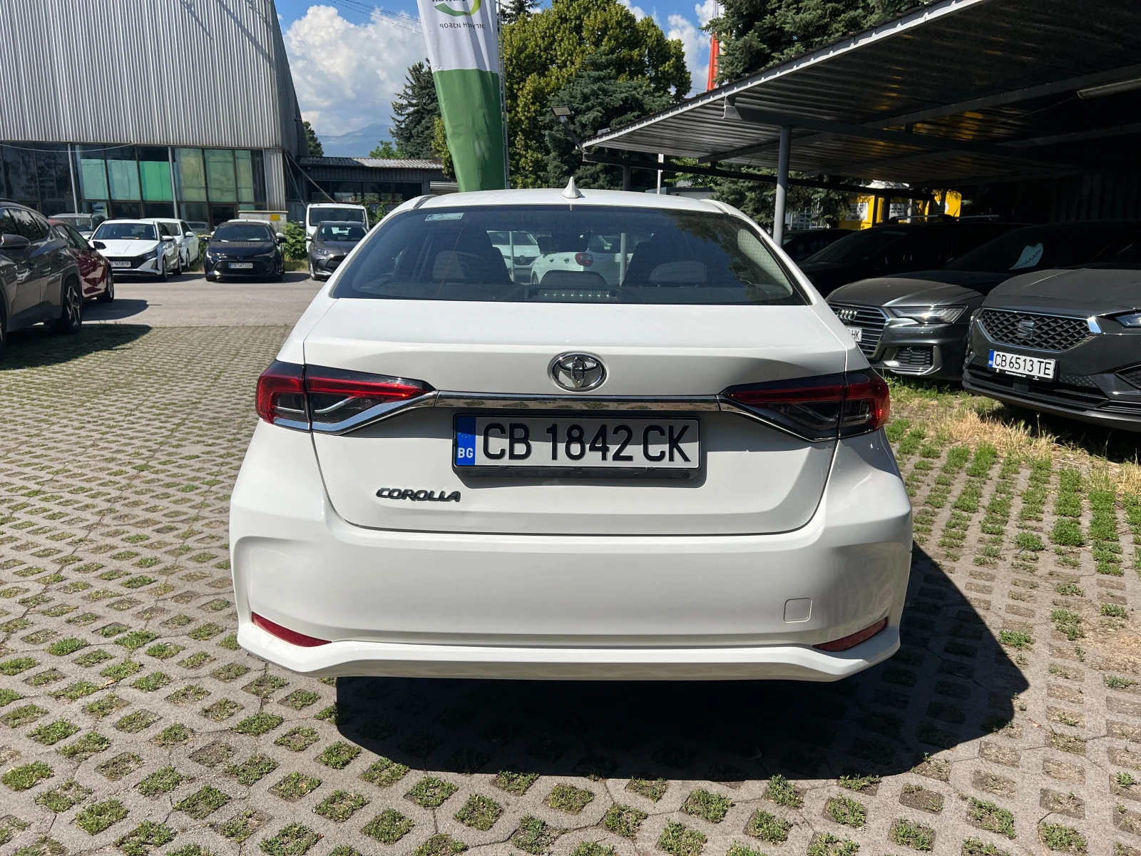 Toyota Corolla 1.5, снимка 4 - Автомобили и джипове - 54846420