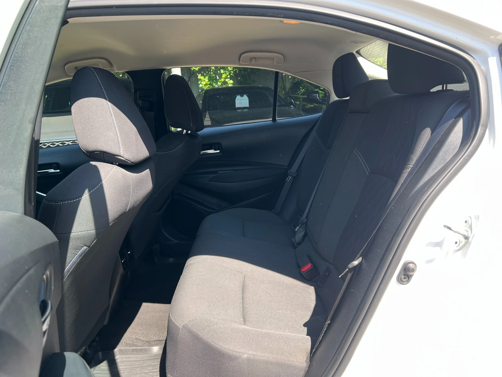 Toyota Corolla 1.5, снимка 13 - Автомобили и джипове - 54846420