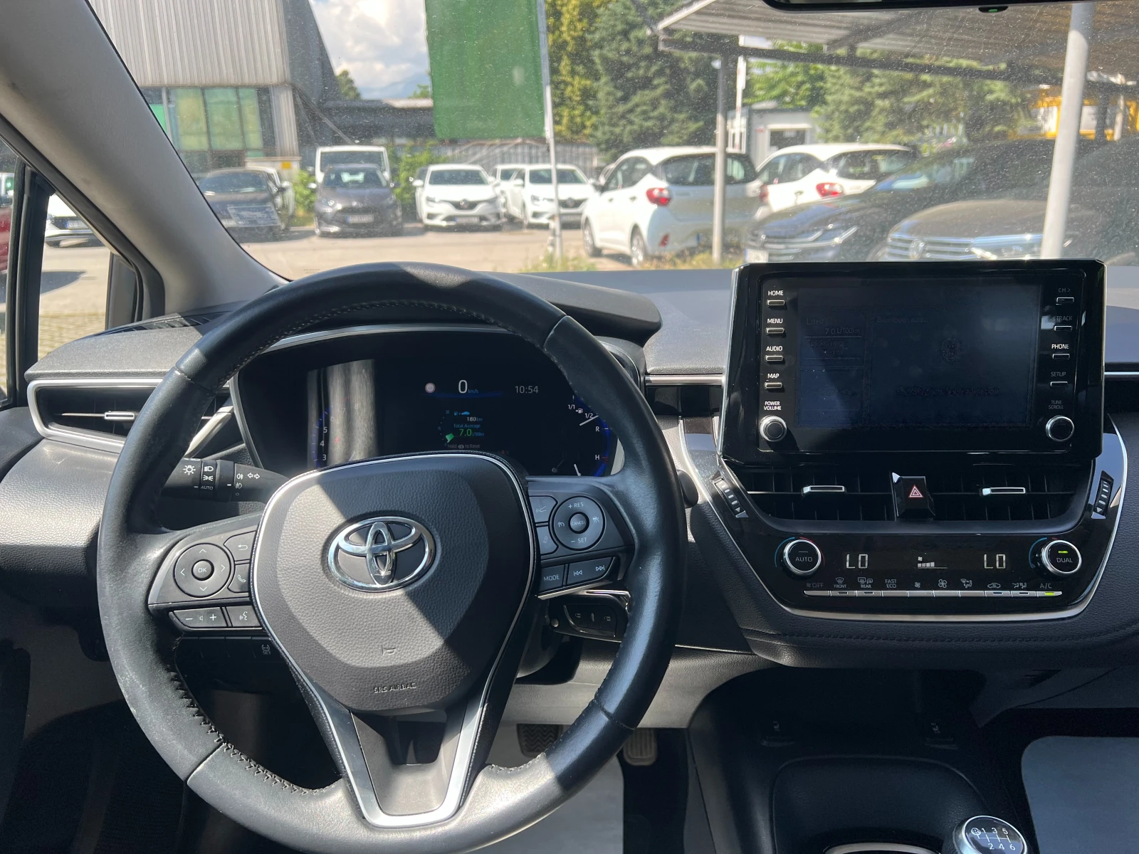 Toyota Corolla 1.5, снимка 8 - Автомобили и джипове - 54846420
