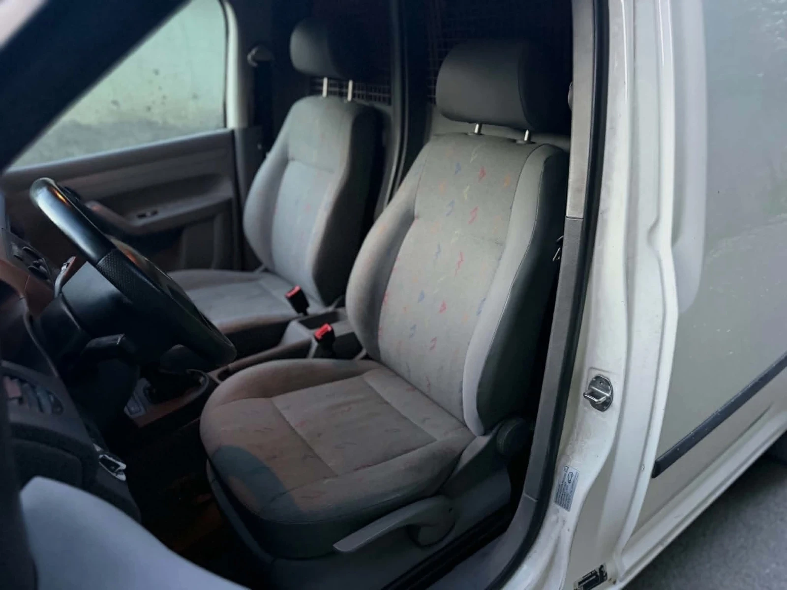 VW Caddy, снимка 7 - Автомобили и джипове - 54934433