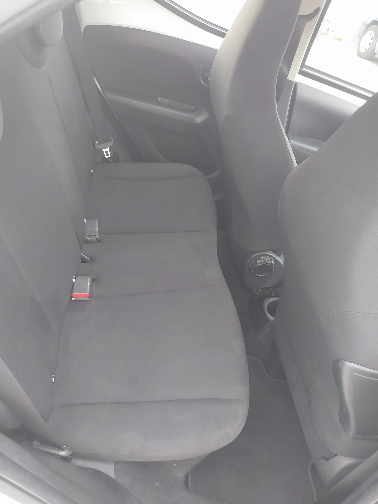 Toyota Aygo, снимка 10 - Автомобили и джипове - 55149341