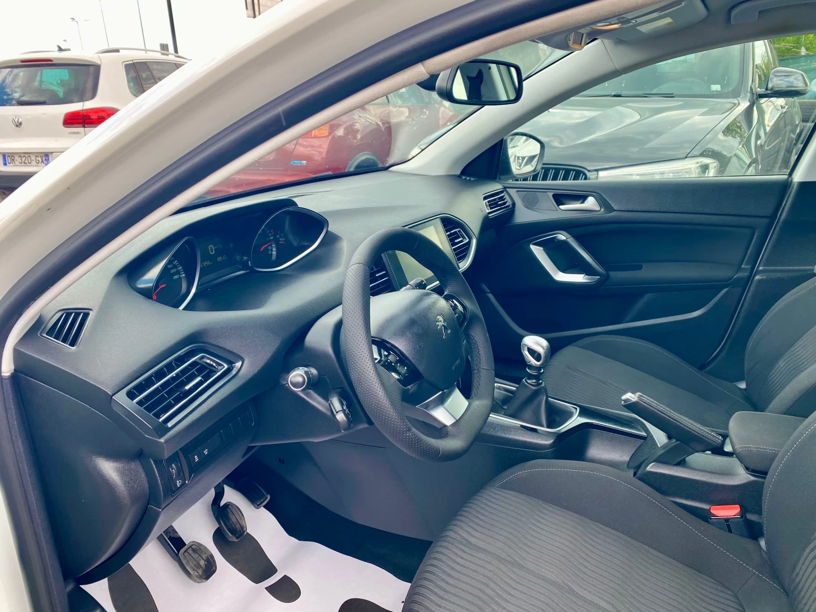 Peugeot 308, снимка 6 - Автомобили и джипове - 55199741
