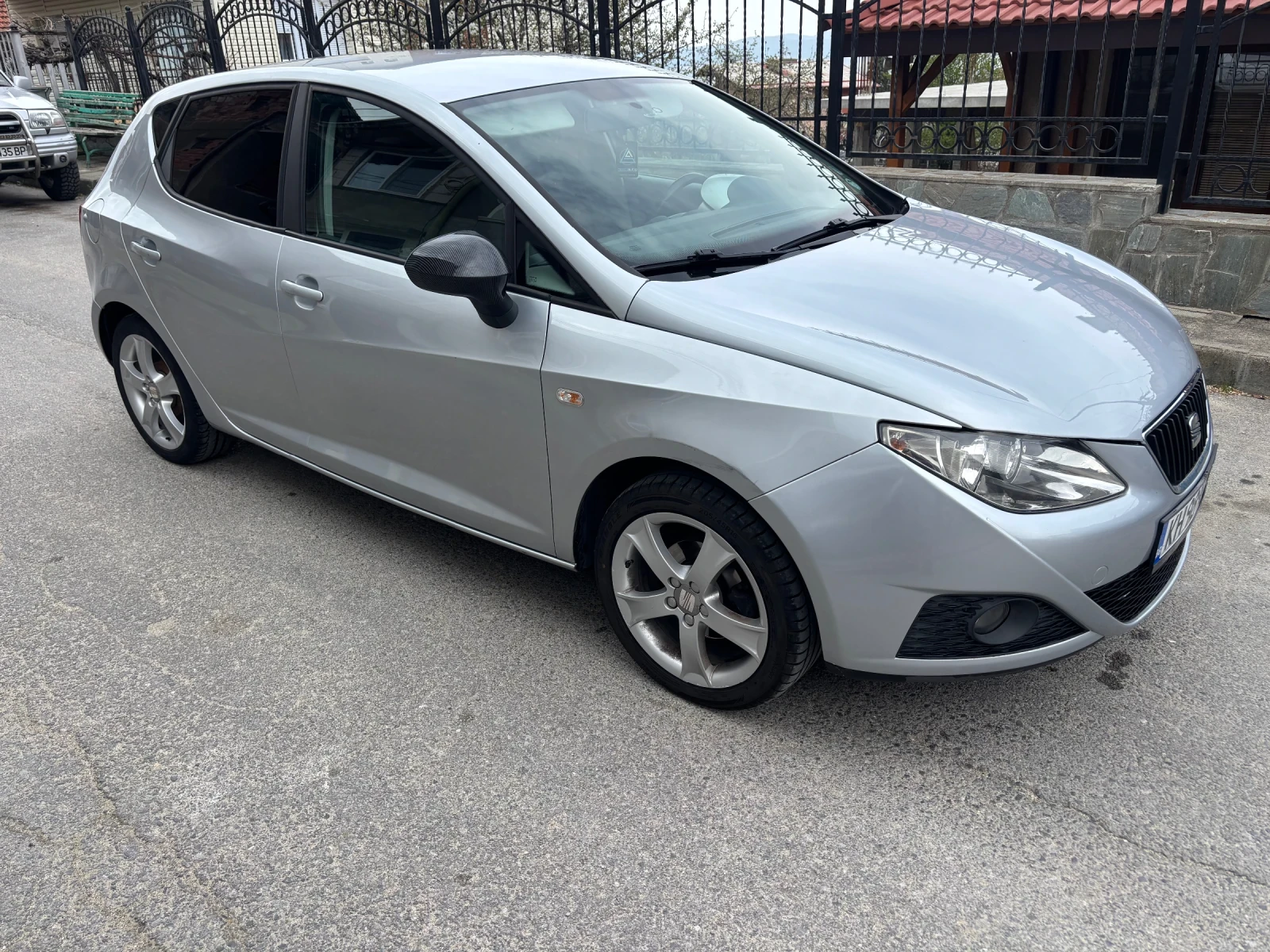 Seat Ibiza 1.2 LPG , снимка 3 - Автомобили и джипове - 55264363