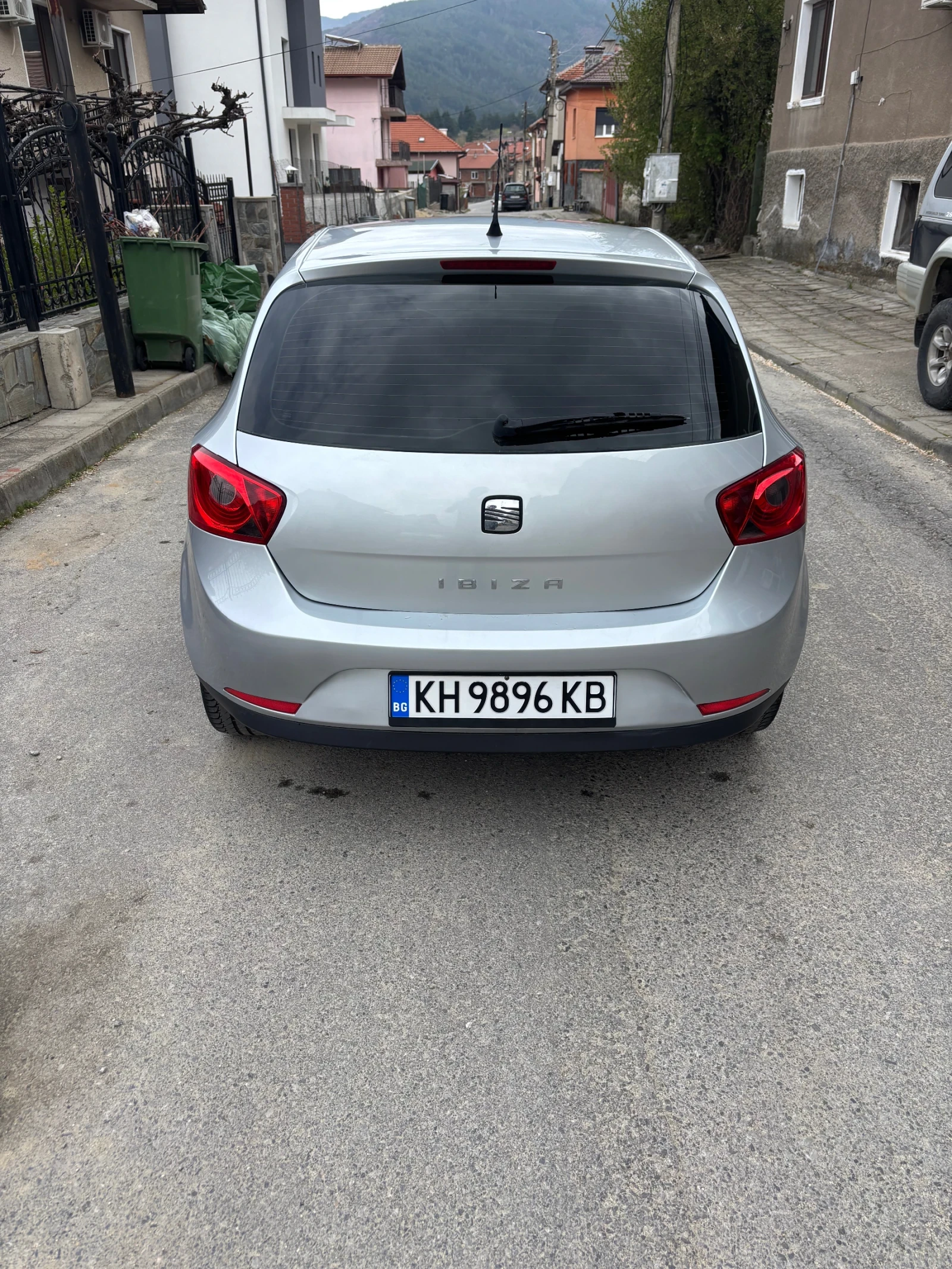 Seat Ibiza 1.2 LPG , снимка 7 - Автомобили и джипове - 55264363