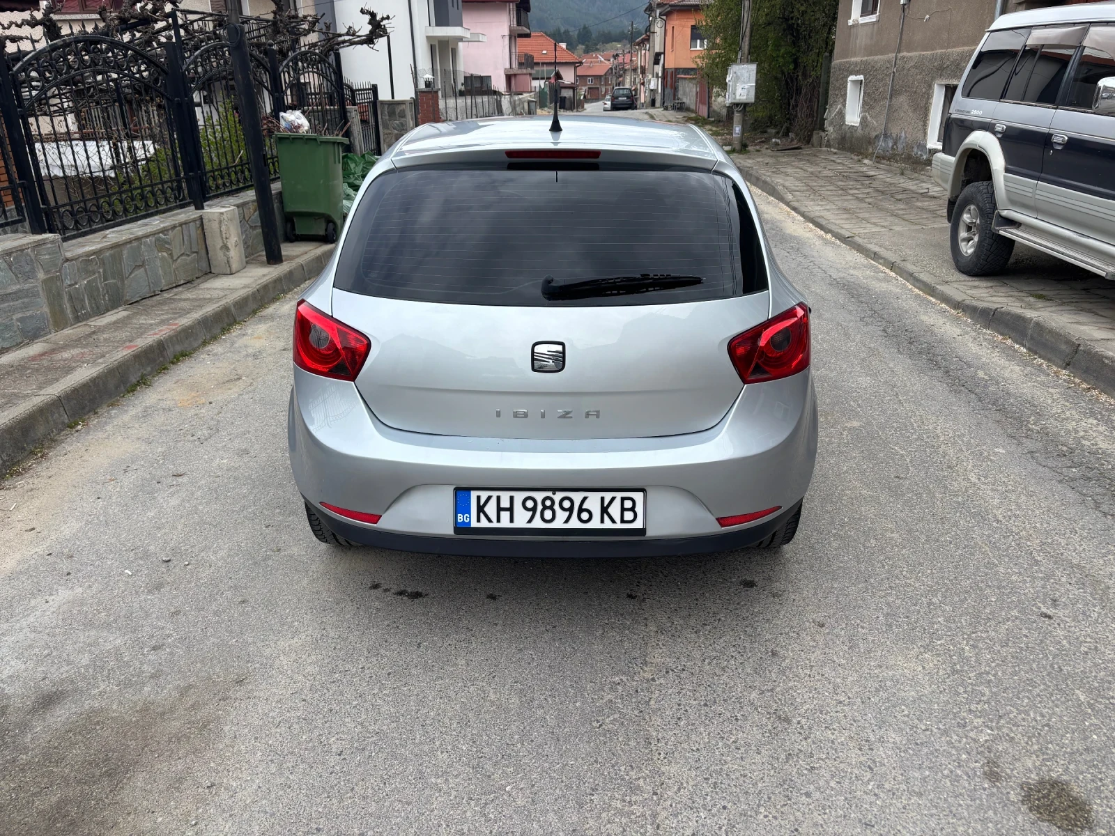 Seat Ibiza 1.2 LPG , снимка 5 - Автомобили и джипове - 55264363