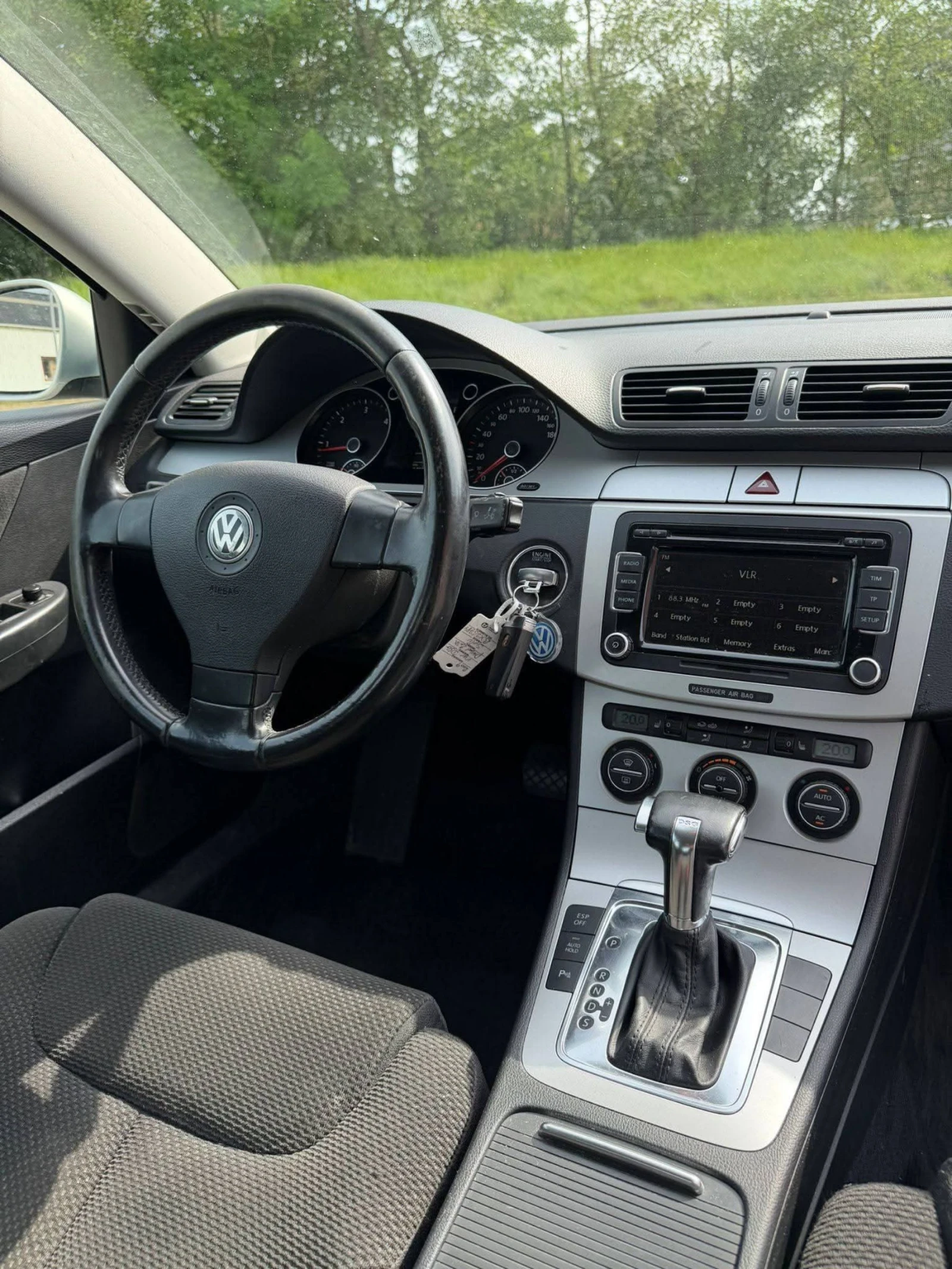 VW Passat, снимка 10 - Автомобили и джипове - 55278036