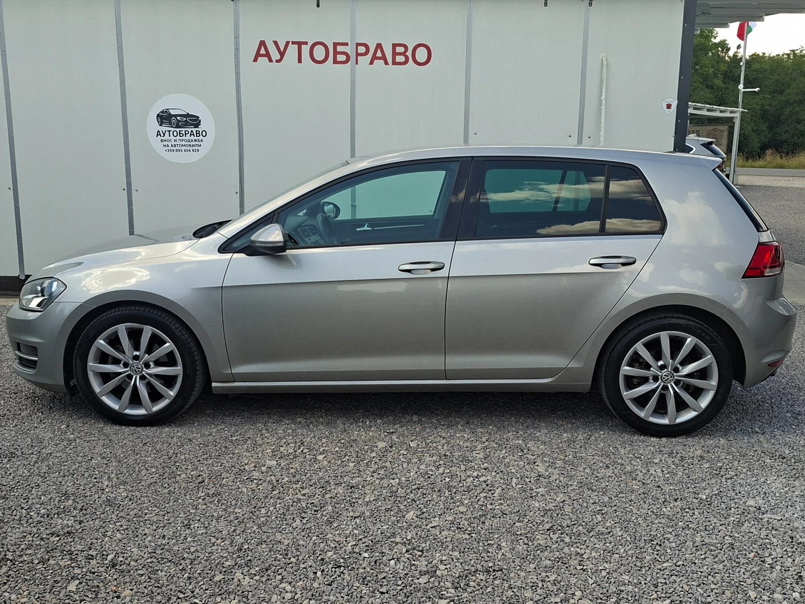 VW Golf 2.0TDI/150/High Line, снимка 4 - Автомобили и джипове - 55546644