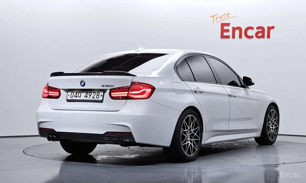 BMW 330 * 330i M Sport * ЦЕНА ДО БГ, снимка 2 - Автомобили и джипове - 55577923