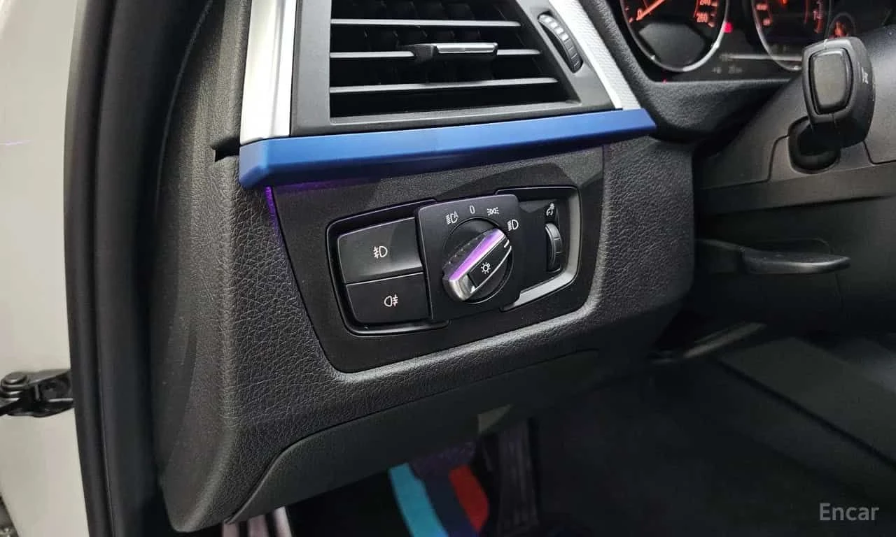 BMW 330 * 330i M Sport * ЦЕНА ДО БГ, снимка 14 - Автомобили и джипове - 55577923