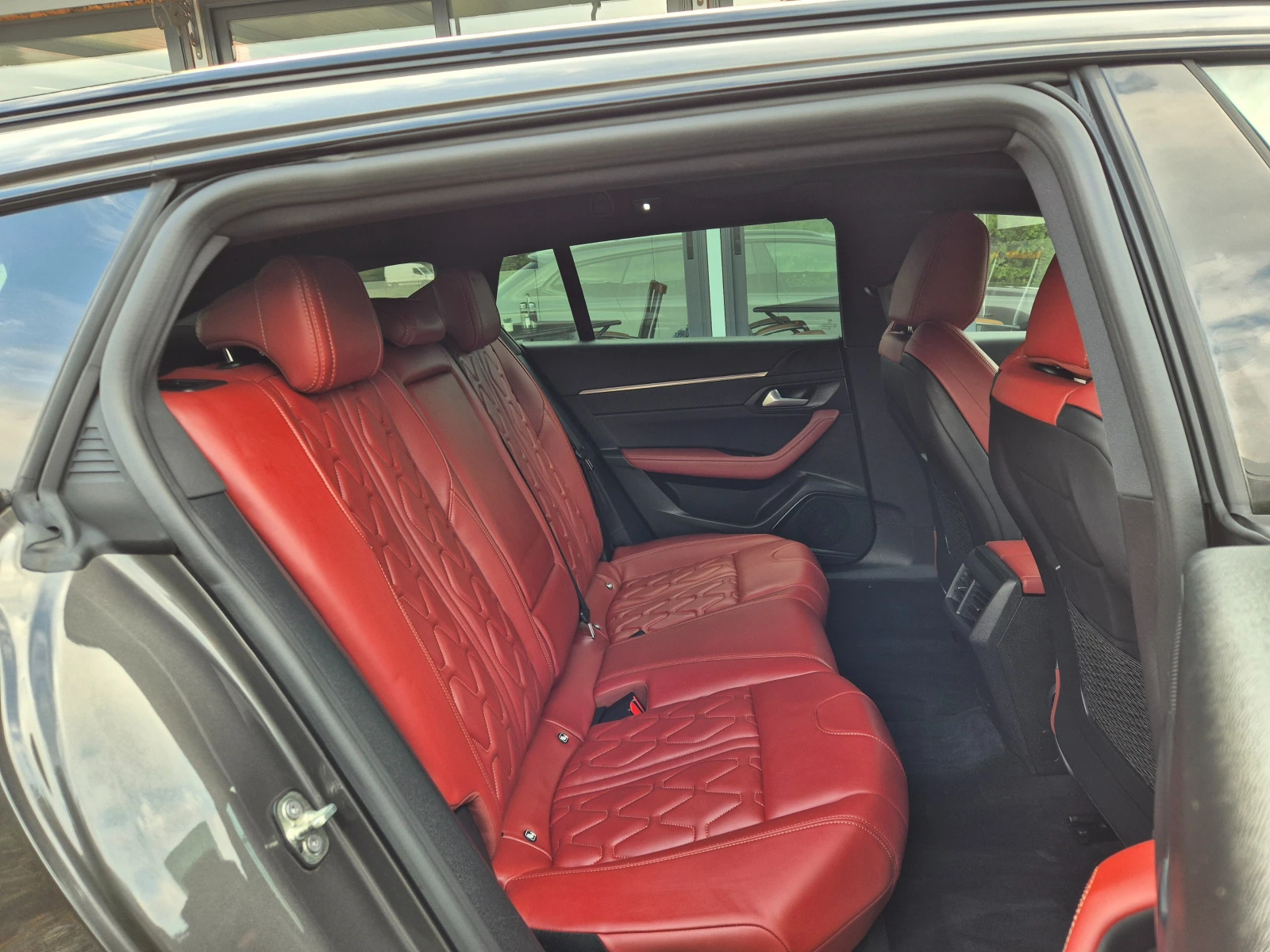Peugeot 508 2.0HDI* GT-Line* , снимка 11 - Автомобили и джипове - 55664044