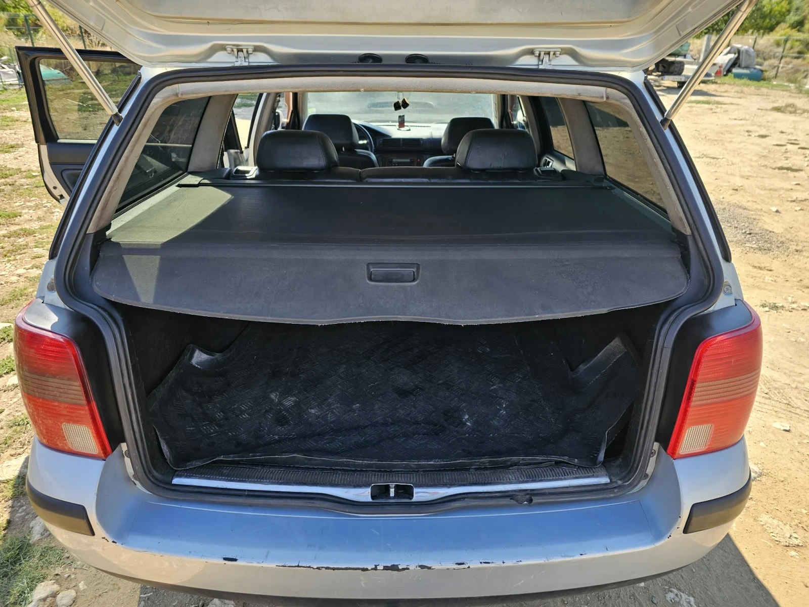 VW Passat, снимка 10 - Автомобили и джипове - 55697874