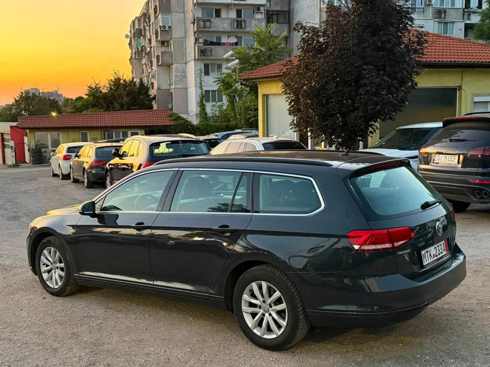 VW Passat 2.0 TDI DSG НОВ ВНОС, снимка 3 - Автомобили и джипове - 55728209