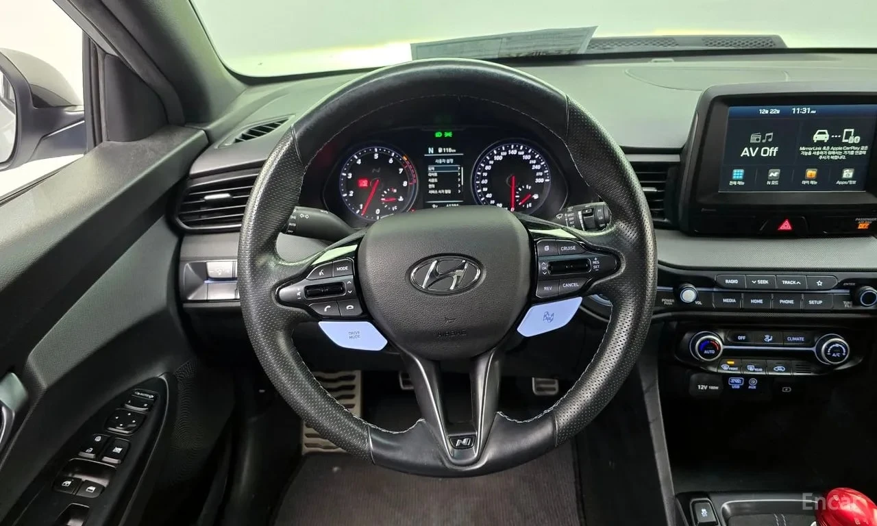 Hyundai Veloster  * 2.0 N * АВТОКРЕДИТ БЕЗ ПЪРВОНАЧАЛНА ВНОСКА* , снимка 12 - Автомобили и джипове - 55970658