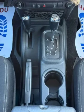 Jeep Wrangler Sahara | CARFAX | KEYLESS | ПОДГРЕВИ, снимка 13