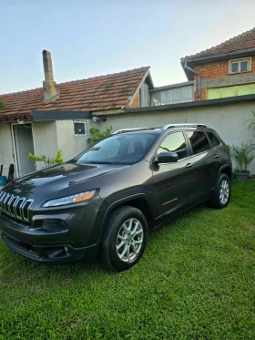 Обява за продажба на Jeep Cherokee Latitude 3.2 V6 4X4 ~26 800 лв. - изображение 5