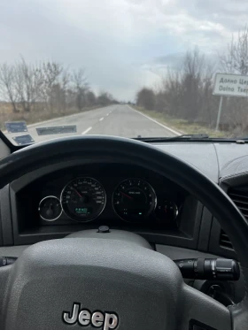 Jeep Grand cherokee - 5000 € / 9779.15 лв. - 11377402 10