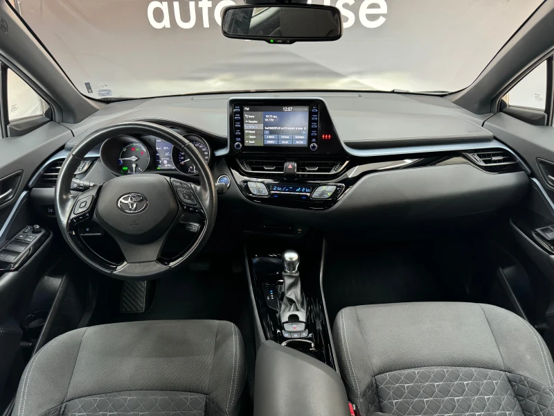 Toyota C-HR 2.0 HYBRID* TEAM DEUTSCHLAND* CAMERA* CARPLAY, снимка 15 - Автомобили и джипове - 45095159