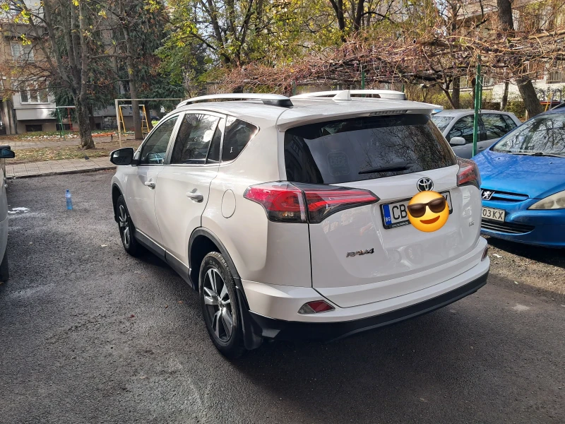 Toyota Rav4, снимка 2 - Автомобили и джипове - 48053579