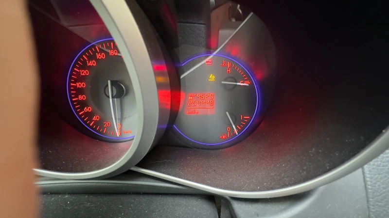 Mazda CX-7, снимка 12 - Автомобили и джипове - 52396757