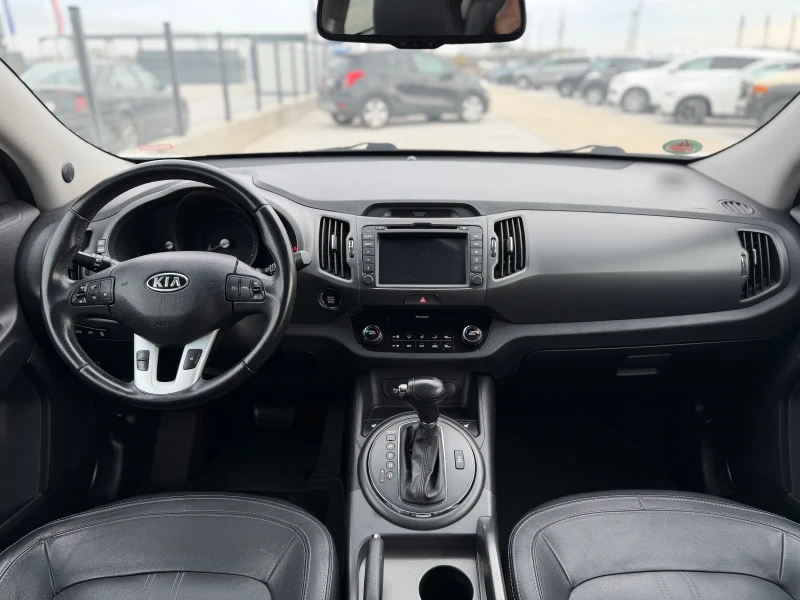 Kia Sportage 2.0 DIZEL / 4x4 / AVTOMAT / NAVI / KOJA, снимка 9 - Автомобили и джипове - 52454722