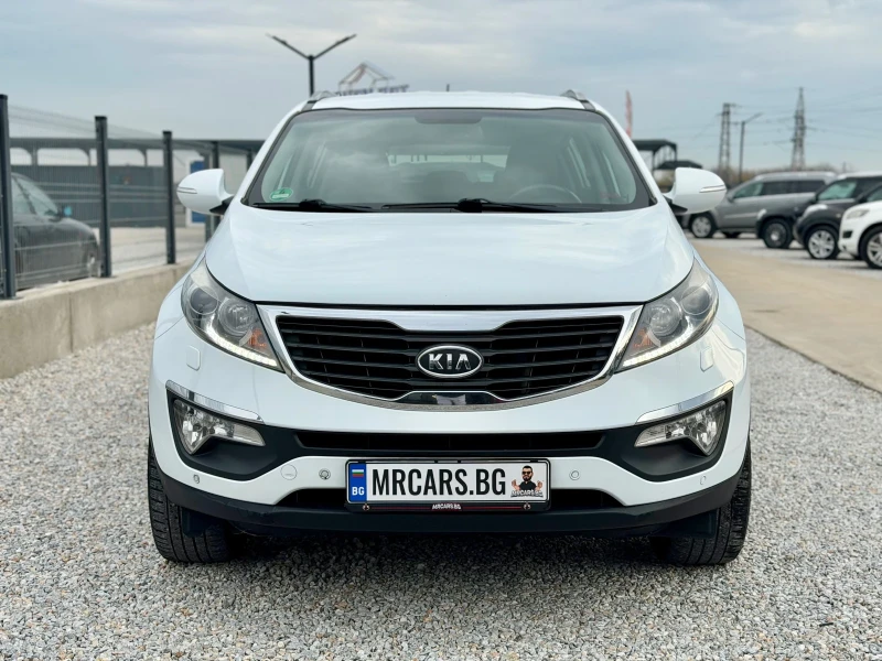 Kia Sportage 2.0 DIZEL / 4x4 / AVTOMAT / NAVI / KOJA, снимка 2 - Автомобили и джипове - 52454722
