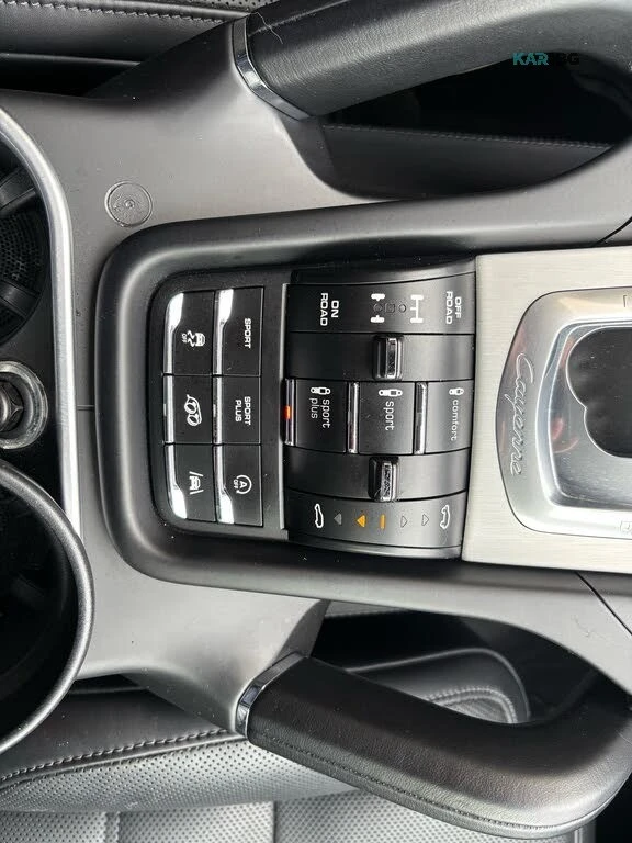 Porsche Cayenne  GTS * 360 * BOSE * АвтоКредит * (ЦЕНА ДО БГ), снимка 16 - Автомобили и джипове - 56075001
