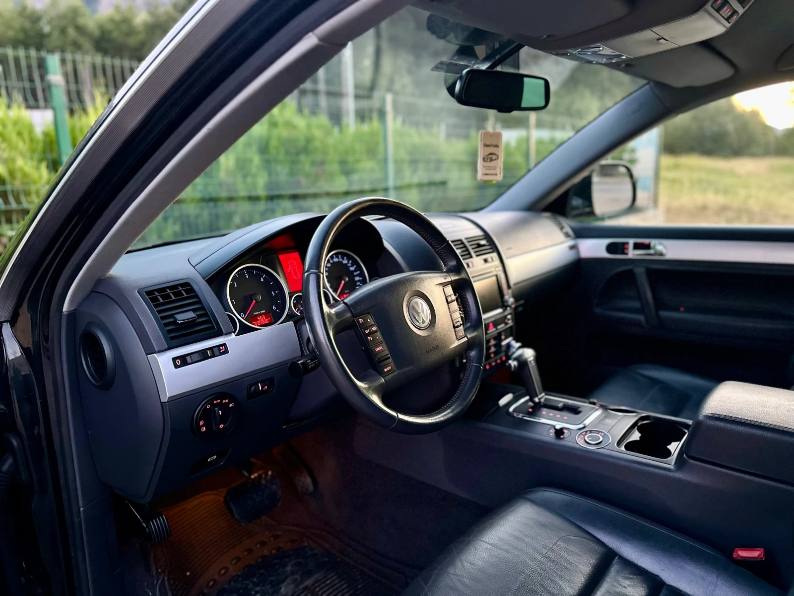 VW Touareg 3.0 TDI V6 - изображение 9