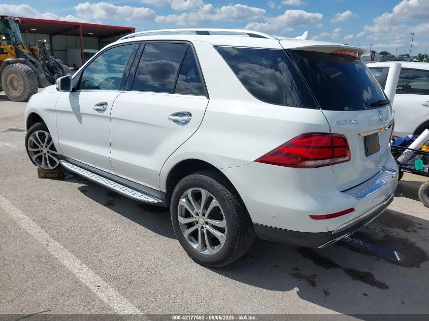 Mercedes-Benz GLE 350 2016 MERCEDES-BENZ GLE 350 4MATIC - изображение 6