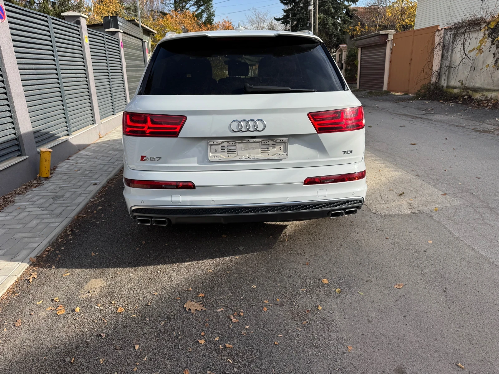 Audi SQ7 Full* ОБДУХВАНЕ* ПОДГРЕВ* ПАНОРАМА* КАМЕРА*  - изображение 8