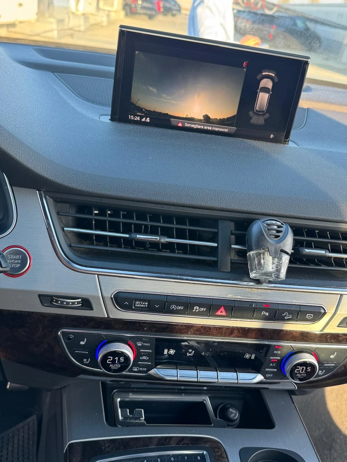 Audi SQ7 Full* * * * *  | Mobile.bg   12