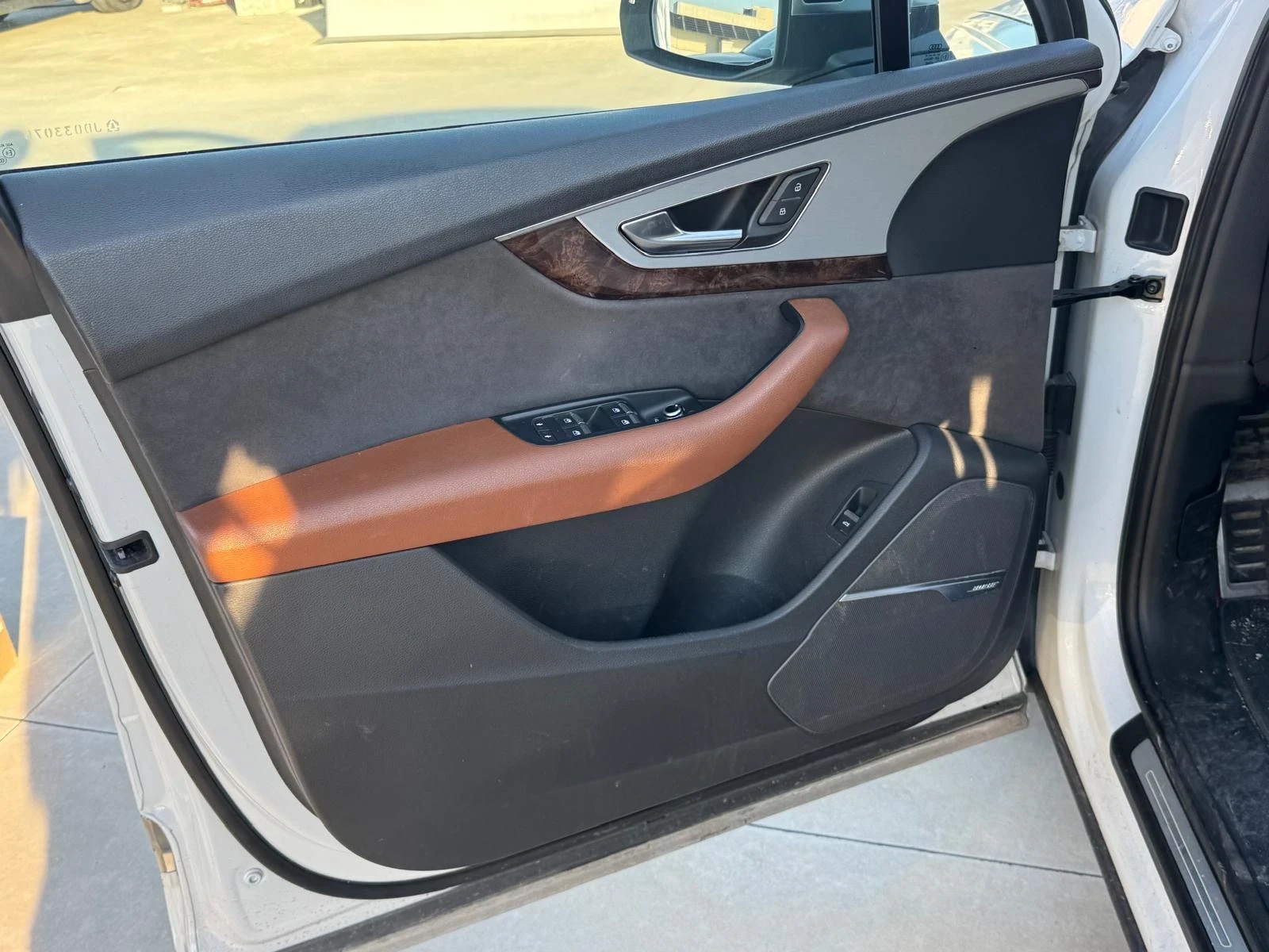 Audi SQ7 Full* * * * *  | Mobile.bg   8