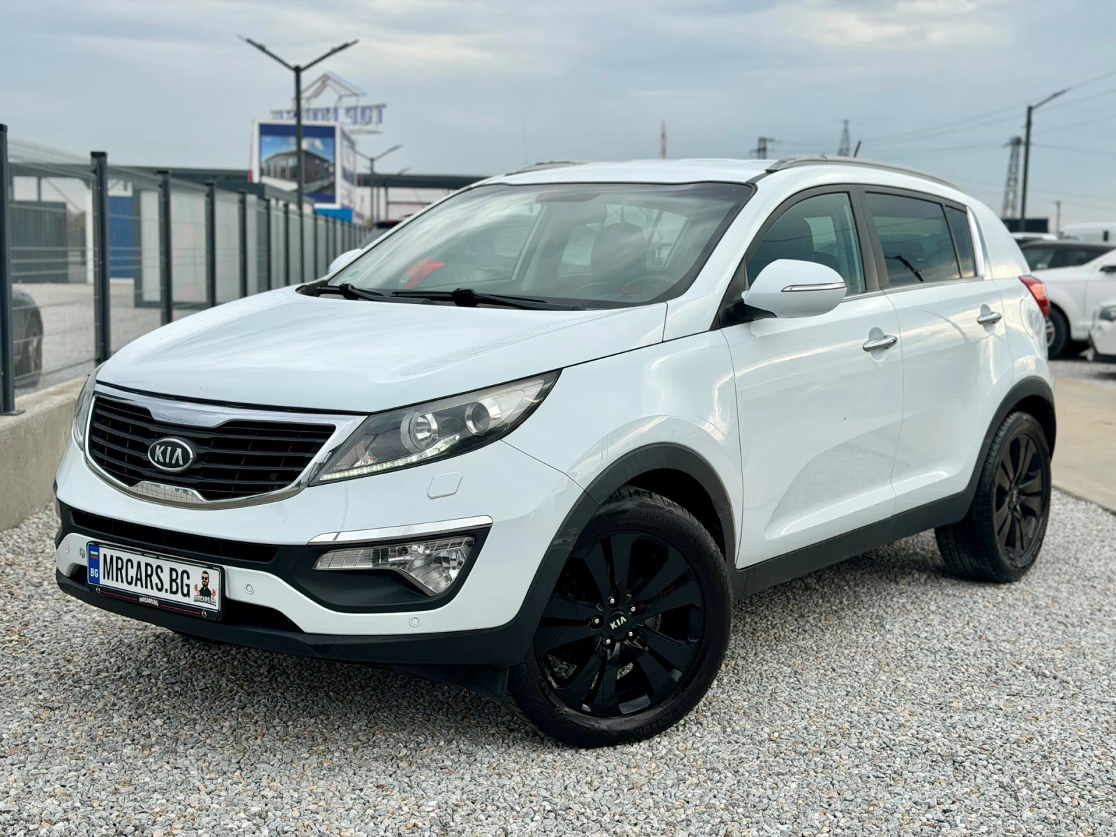 Kia Sportage 2.0 DIZEL / 4x4 / AVTOMAT / NAVI / KOJA | Mobile.bg   1