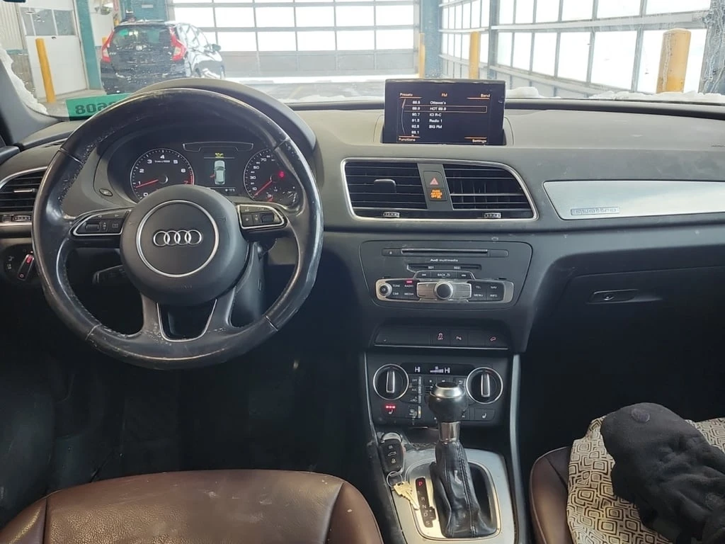 Audi Q3 * PROGRESSIV * CARFAX * БЕЗ ПЪРВОНАЧАЛНА ВНОСКА - изображение 10